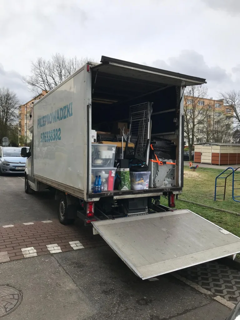 Oto poprawiona wersja tekstu z zamianą sformułowania „uzupełnij”: Przeprowadzki mieszkań Bydgoszcz Oto poprawiona wersja tekstu z zamianą sformułowania „uzupełnij”: Przeprowadzki mieszkań Bydgoszcz