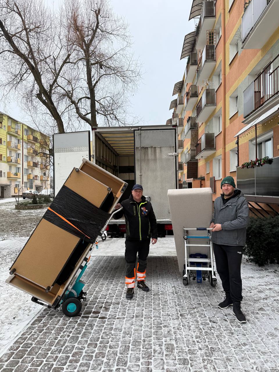 Cennik przeprowadzek Bydgoszcz - transport mebli i bagażówka